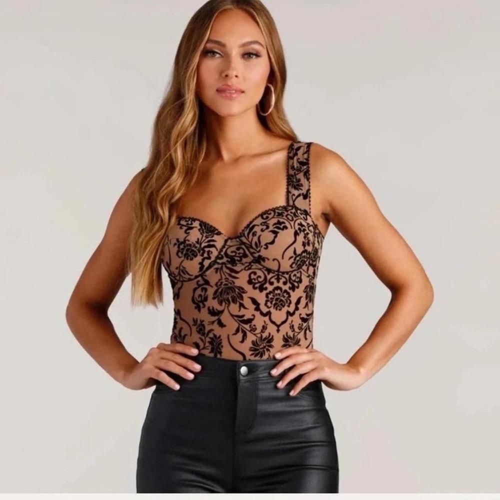 NWT Windsor Floral Stunner Flocked Bustier Bodysuit - Nude